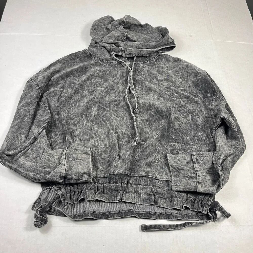 BlankNYC Cropped Goodie Gray Acid Wash Tie Hem Casual 90s Comfort Pullover Top S